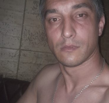 Денис, 35 лет, Снежное,  Украина 🇺🇦